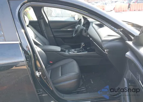 2025 Mazda Cx-30 2.5 S Preferred Package z USA, uszkodzony, nr VIN 3MVDMBCM6SM776115